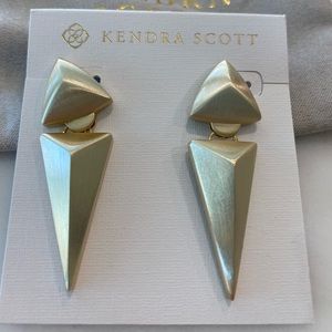 Kendra Scott Vivian Statement Earrings in Gold